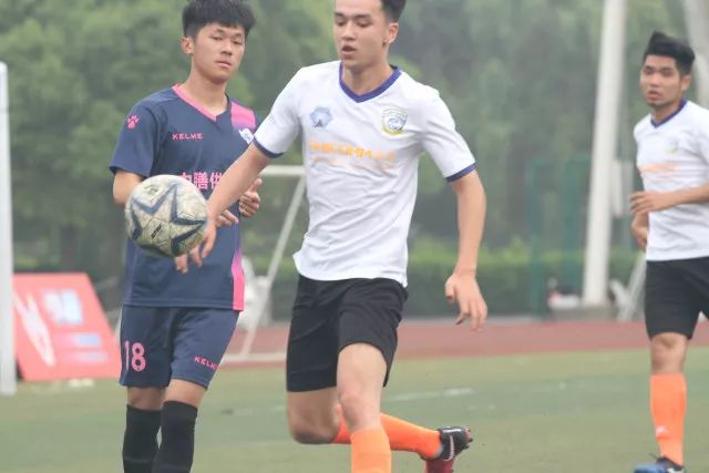 U16国足3-3战平巴林，球迷质疑教练反应迟钝